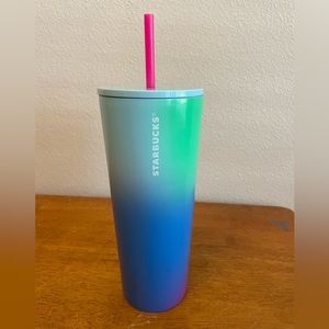 NWT 24 OZ StarBucks layered colors